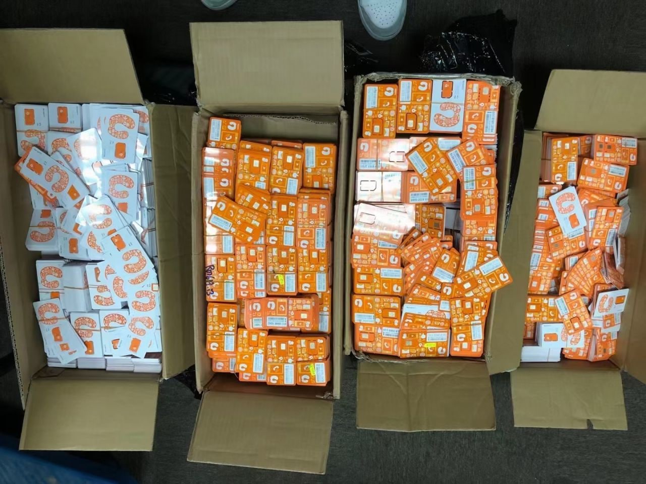 马来umobile橙卡到货 现货5